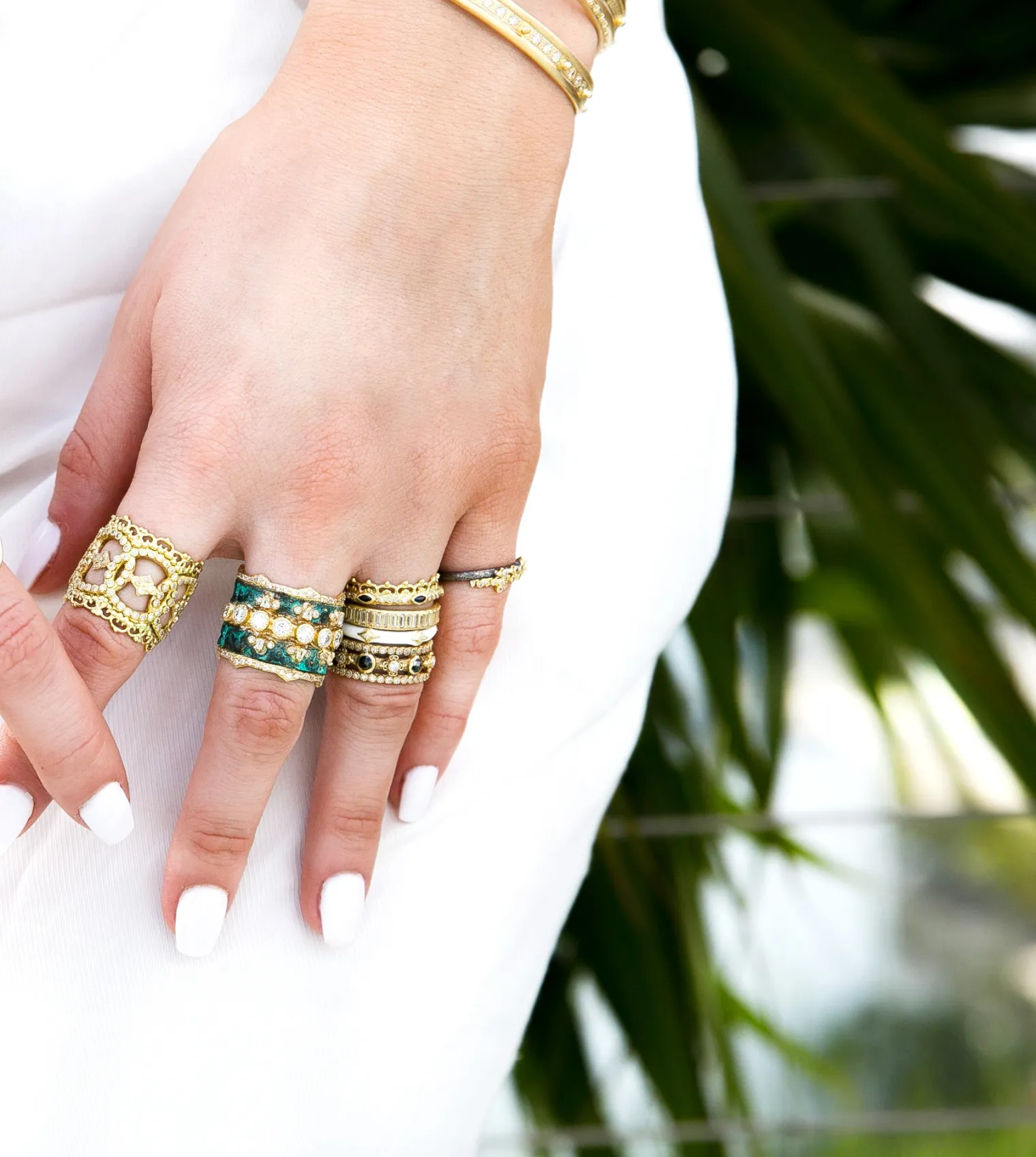 Artifact Crivelli Statement Ring