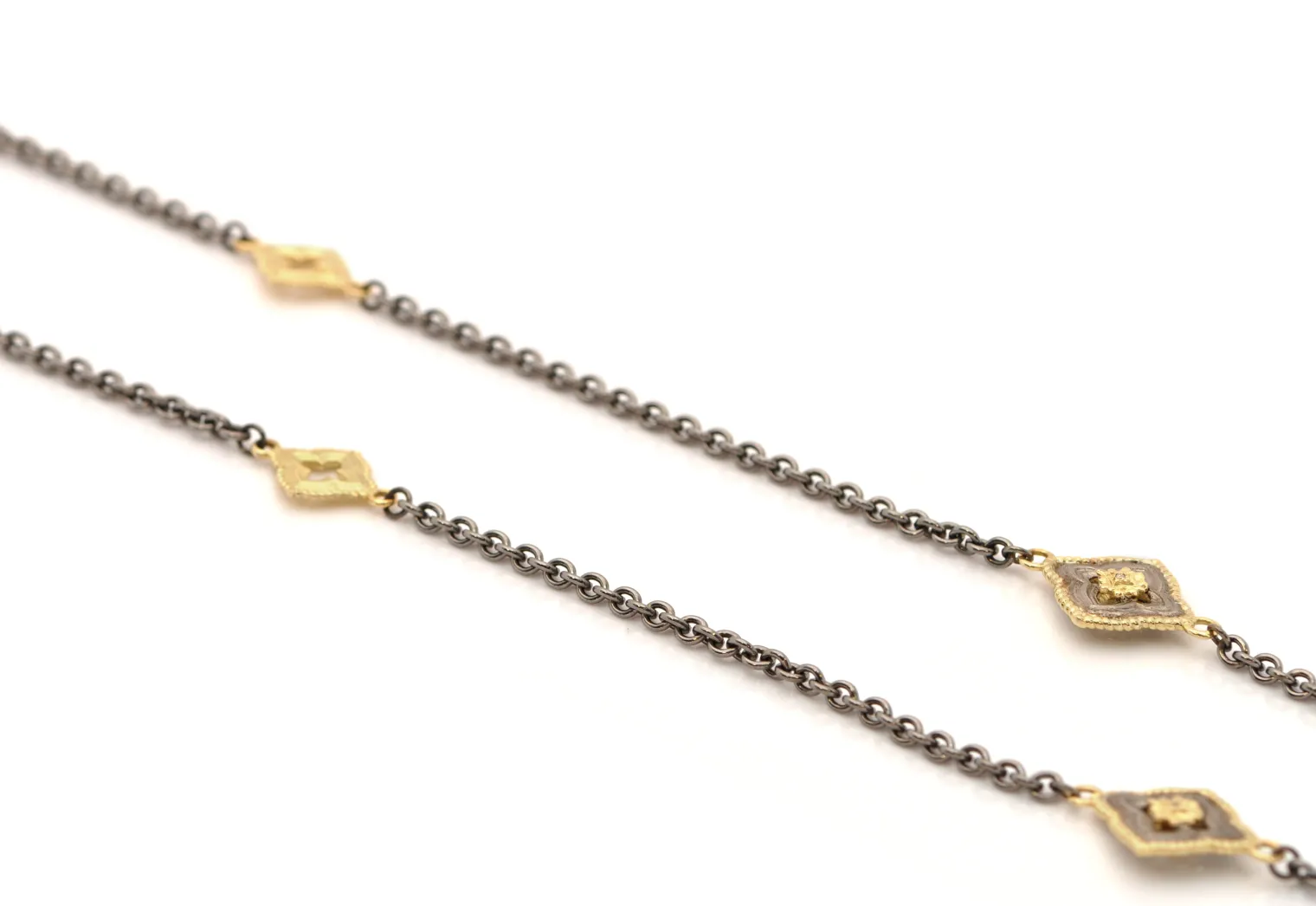 36" CHAIN LINK NECKLACE WITH 6 SCROLL STATIONS