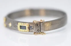 CRIVELLI AND GREY SPINEL HUGGIE BRACELET