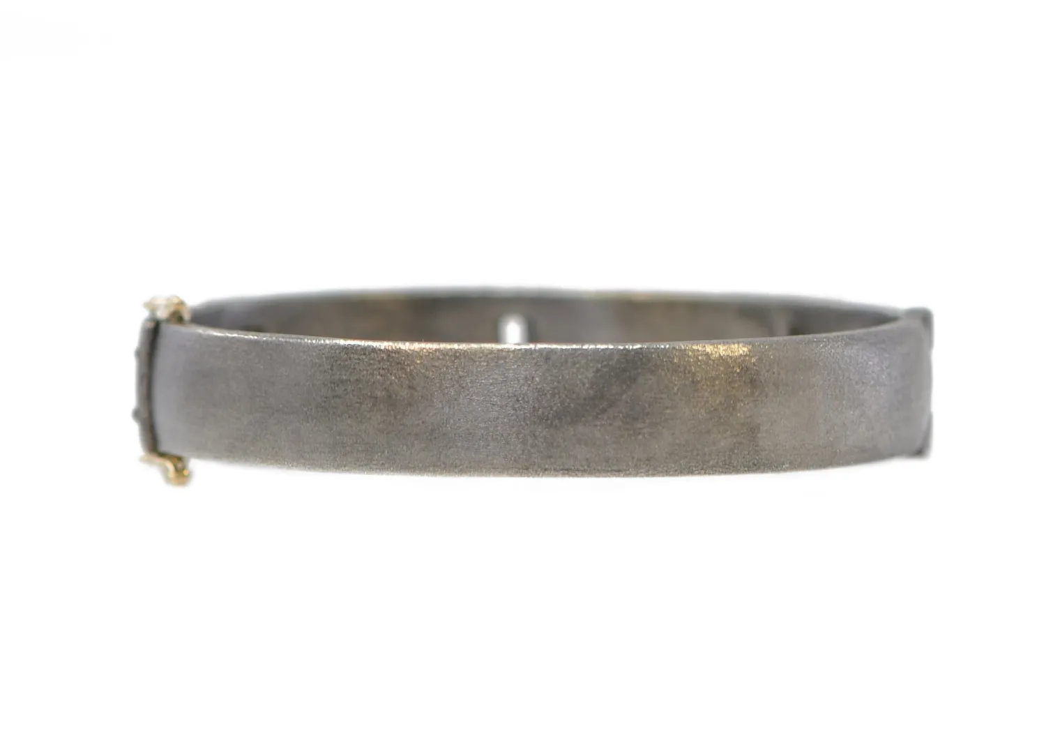 CRIVELLI AND MORGANITE HUGGIE BRACELET