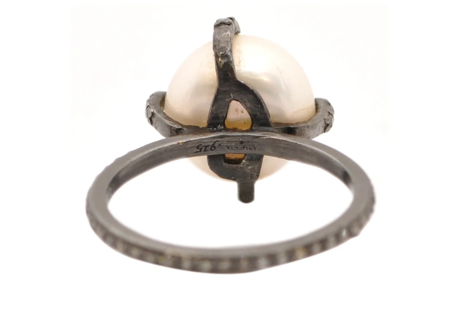 DIAMOND PAVE MIDNIGHT PEARL RING