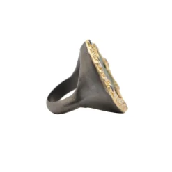 DISC ARTIFACT WITH DIAMOND PAVE BEZEL