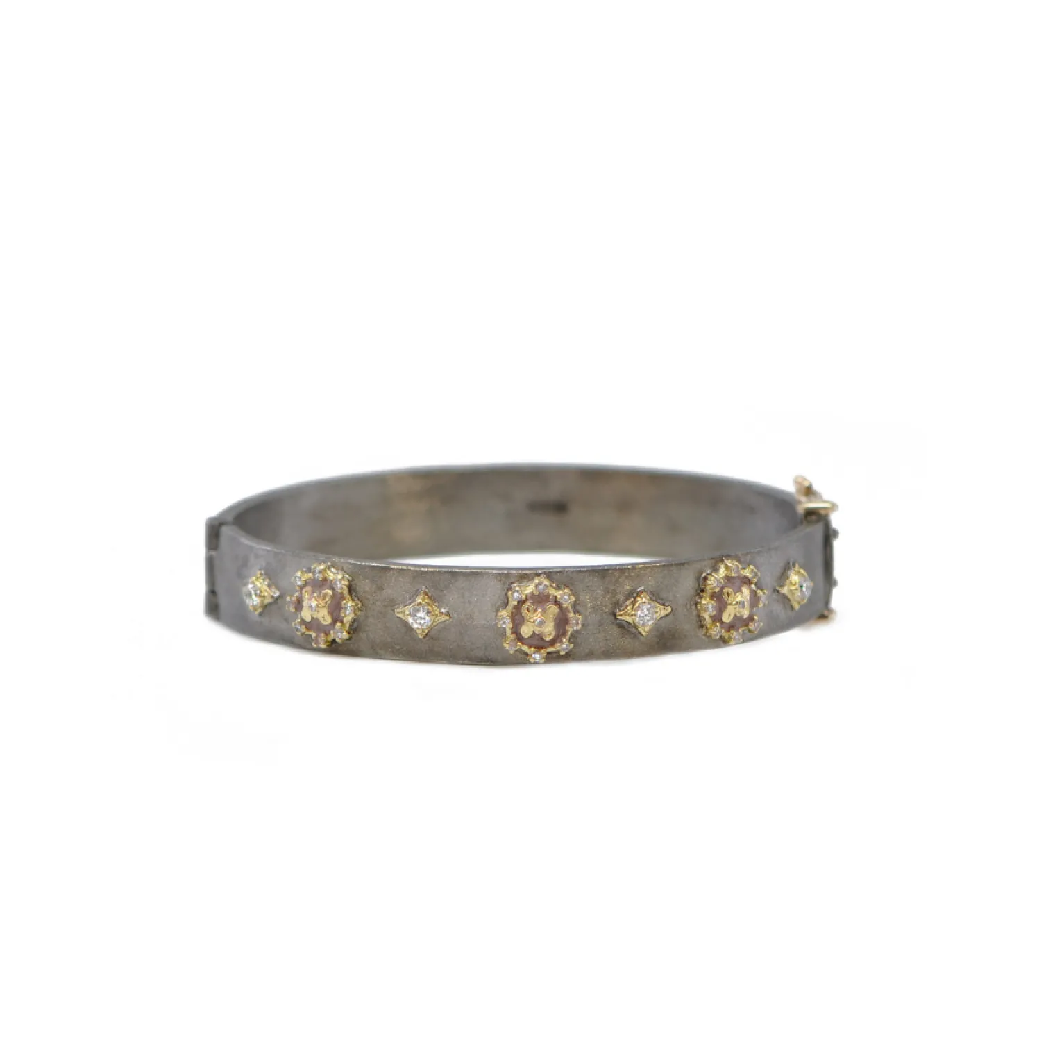 ENAMEL CRIVELLI HUGGIE BRACELET