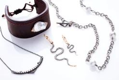 Pearl Pendant Chain Necklace