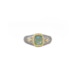 SIGNET RING WITH CUSHION EMERALD AND CRIVELLIS